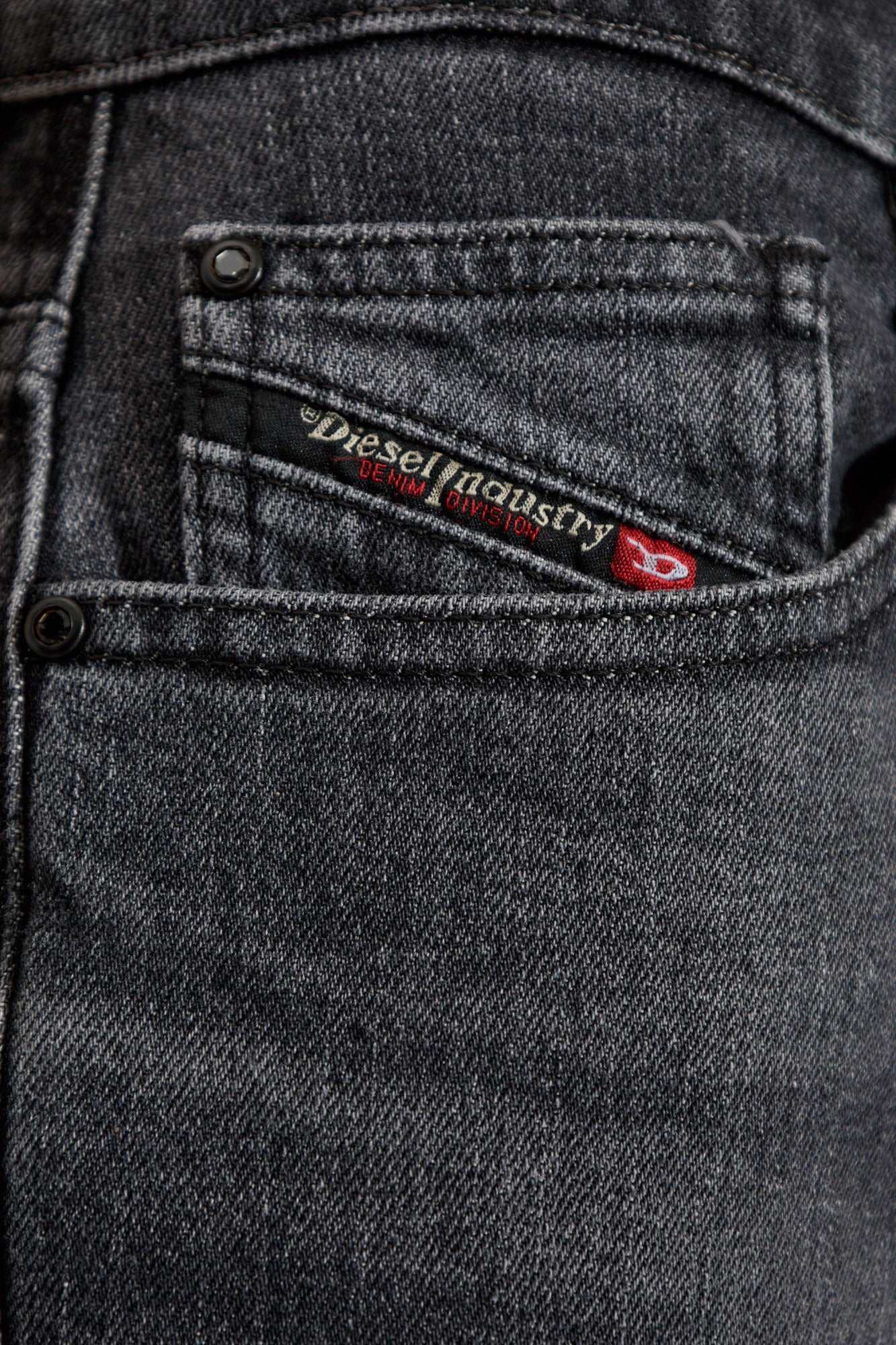 1988-D-ARK JEANS